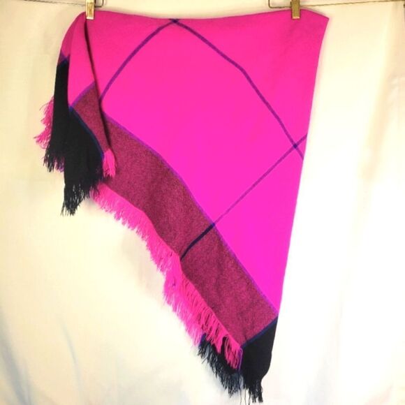 Vibrant Fuscia Pink and Black Fringed Shawl Scarf - Picture 2 of 8